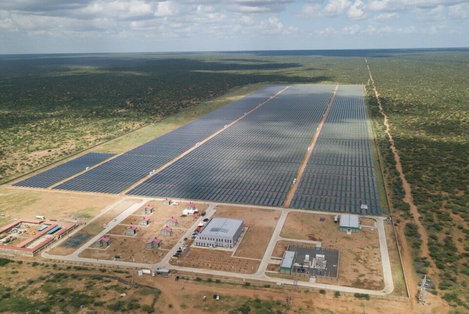 Et kinesisk selskap, China Jiangxi, har stått for byggingen av et av Øst-Afrikas største solenergianlegg i Garissa i Kenya, med en installert kapasitet på 55 MW. UiO-professor Dan Banik mener at Norge og Kina kan finne samarbeidsprosjekter om fornybar energi i utviklingsland. Foto: Xie Han / Zuma Press / NTB