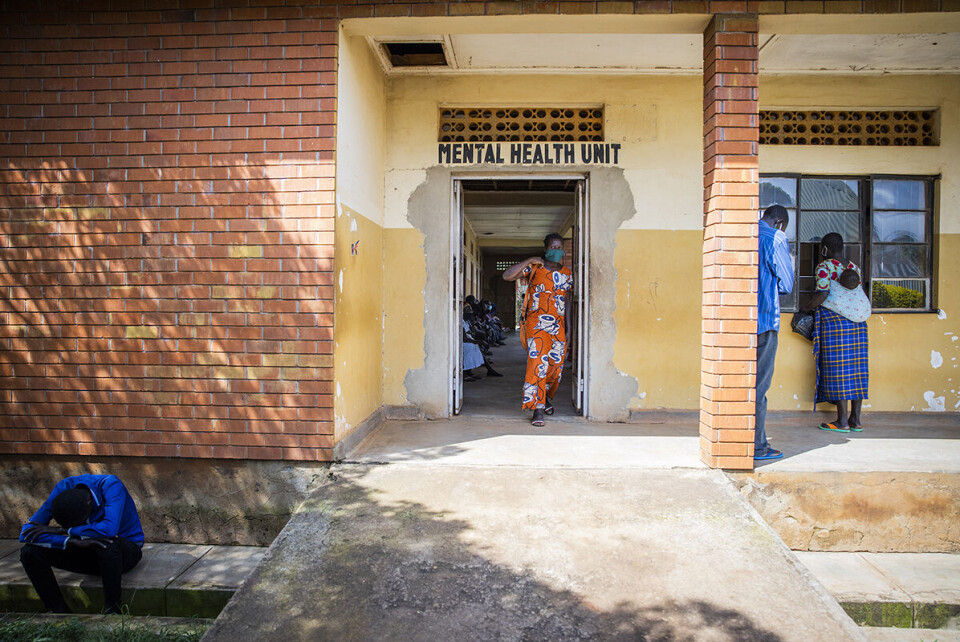 Avdelingen for mentale lidelser ved sykehuset i Gulu er Nord-Ugandas eneste psykiatriske avdeling og en av få i landet. Mangel på både ansatte, utstyr og medisiner gjør jobben her utfordrende.