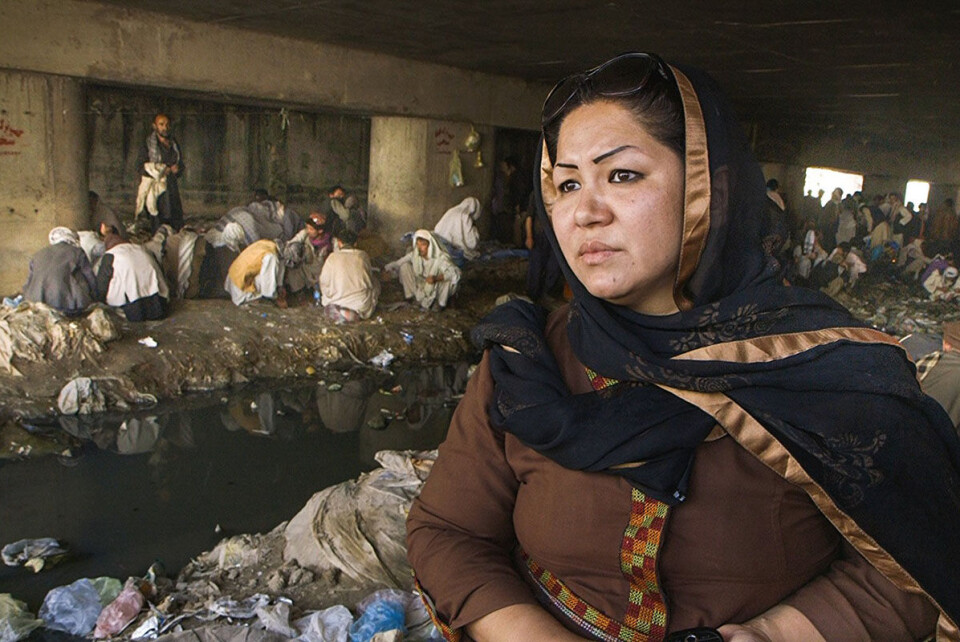 Laila at the Bridge følger Laila Haidaris arbeid i Kabul, der hun driver landets første og eneste avrusningsklinikk. Fotos: Film fra Sør