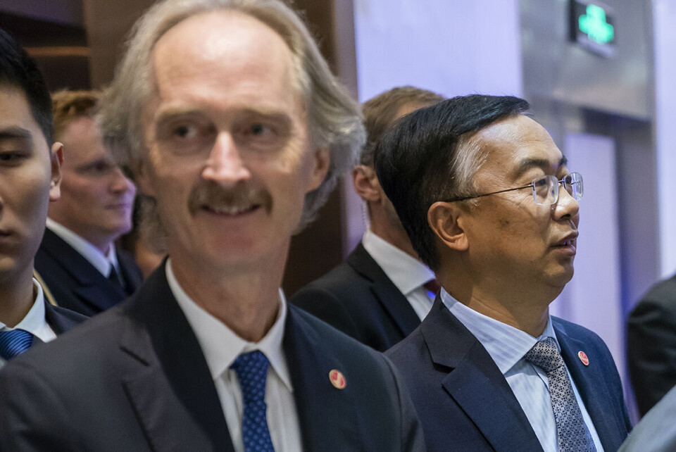 Norges ambassadør til Kina Geir O. Persen blir ny spesialutsending til Syria for FN. Her sammen med Kinas ambassadør til Norge Wang Min under en middag i Shanghai. Foto: Heiko Junge / NTB scanpix