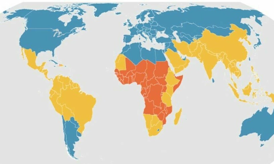 Oversikt over malarias utbredelse: Blå-områder - ingen malaria; gul-områder - malaria kan forekomme; oransje-områder - malaria er utbredt. Kart: CDC
