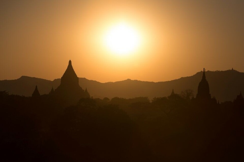 Men Bagan i solnedgang og soloppgang var perfekt. For en stemning da vi klatret opp på pagoden og stod der sammen med folk fra hele verden og ventet på den magiske solnedgangen. Bilder og salgsvarer viste pagoder, palmer og Aung San Suu Kyi, skriver Gry Haugen.
