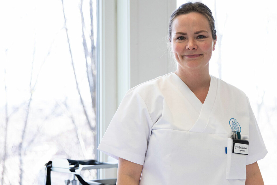 Siri Naustvik er nestleder i Norsk sykepleierforbund. Hun sier at mange sykepleiere viser tegn på posttraumatisk stresslidelse. Foto: Norsk sykepleierforbund.