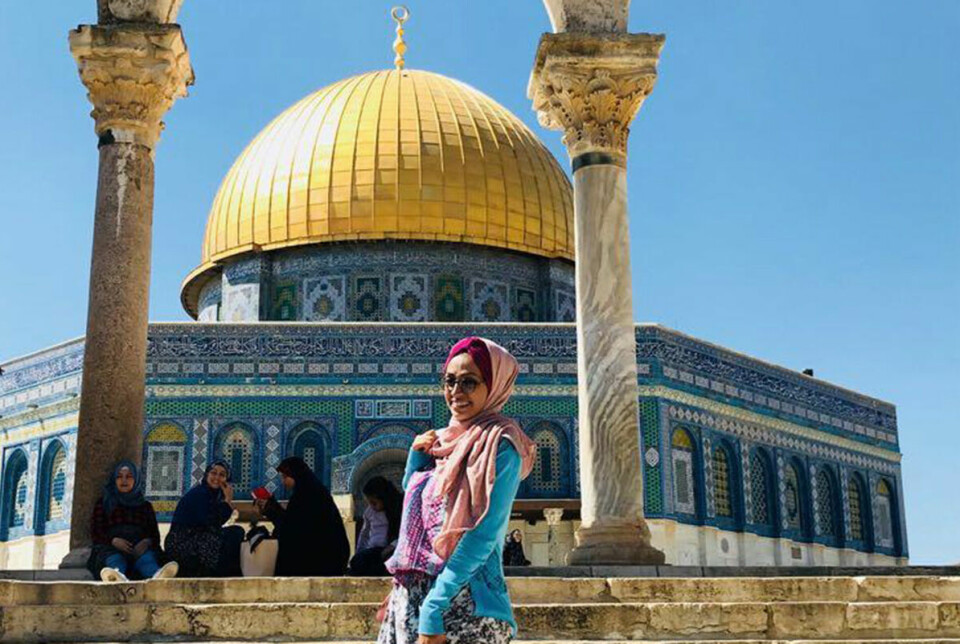 Abier Al Masri var sperret inne på Gaza-stripen sammen med to millioner andre i mer enn tredve år. I sommer fikk hun endelig se verden utenfor – og klippemoskeen i Jerusalem.