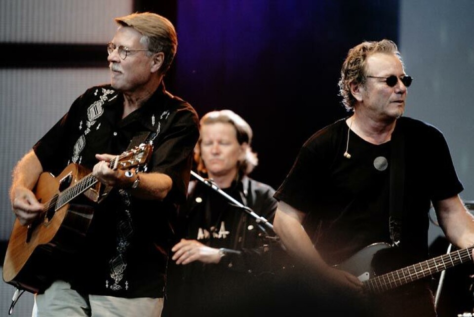 Mikael Wiehe på scenen med Åge Aleksanderen, begge med et brennende samfunnsengasjement, blant annet for folket i Nicaragua.