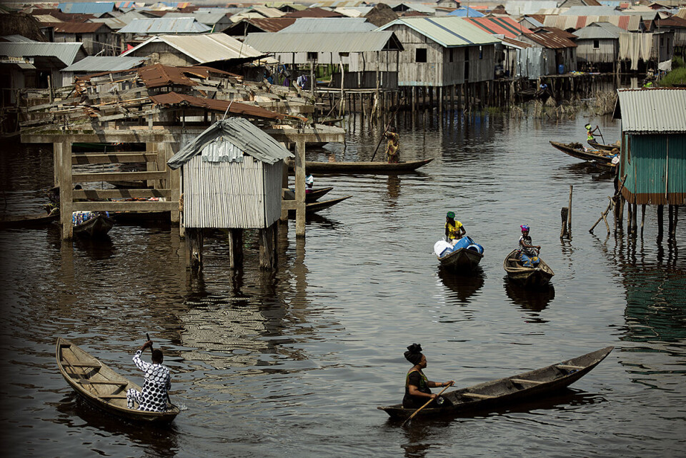 Den «flytende» landsbyen Ganvié – ofte omtalt som Afrikas Venezia – er blant områdene som kan rammes av et oljeutslipp fra Sémé-feltet. Dersom havstrømmer skulle bringe olje inn i lagunen, ville det få enorme konsekvenser for et rikt økosystem, for fiskebestanden og for de 20 000 menneskene som kaller Ganvié sitt hjem.