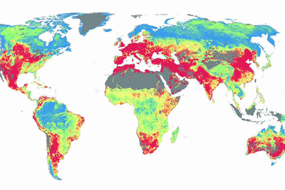 Slik illustrerer Verdensbanken kriseområdene. De røde områdene har alvorlig vannforurensning, mens der blåfargen dominerer er situasjonen bedre. Illustrasjon: World Bank
