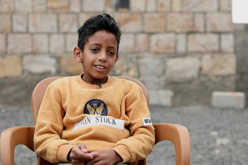 13-år gamle «Salem» fra Jemen har opplevd at krig påvirker skolegangen. Han vil gjerne bli lege når han blir voksen. Foto: Redd Barna.