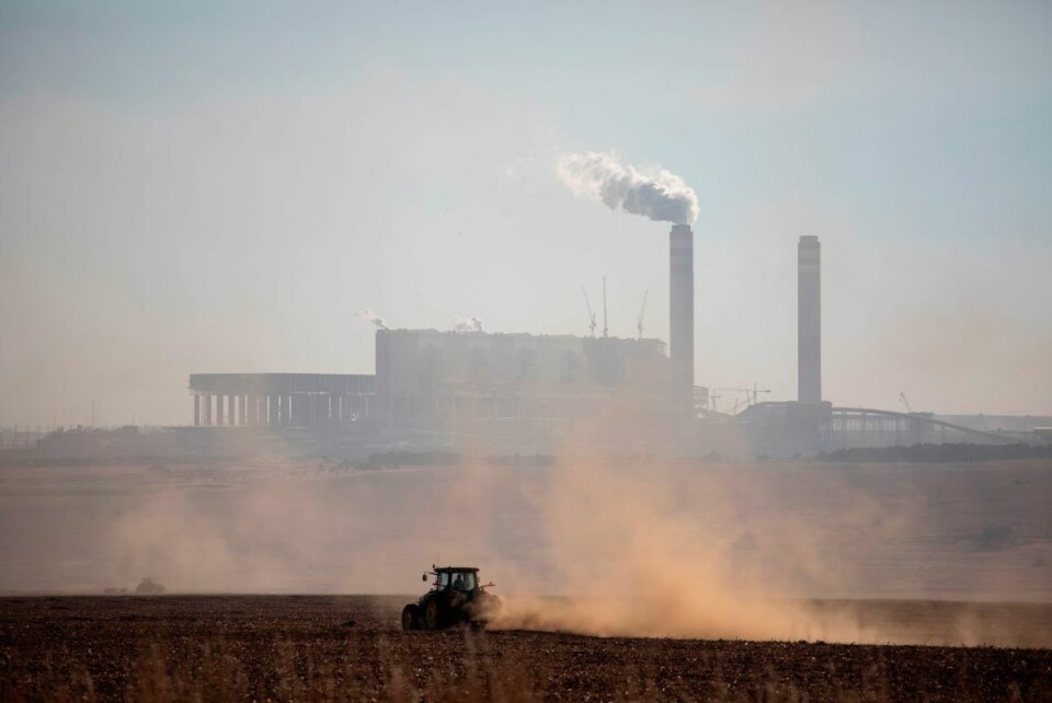 Norfund har sammen med Globeleq og Scatec Solar investert i både sol- og vindkraft i Sør-Afrika, men likevel er det kull som er landets viktigste kraftkilde. Foto: NTB scanpix
