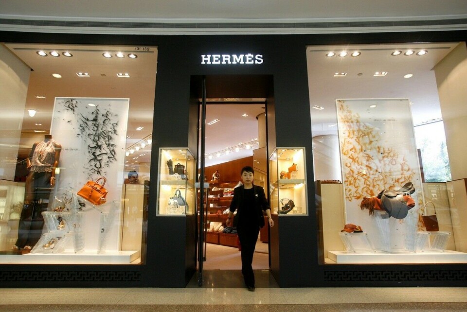 Kinas middelklasse har vokst kraftig siden 2000 og vestlige luksusmerker som Hermès har funnet et stort marked. Ny rapport viser imidlertid at middelklassens andel av global formue synker.