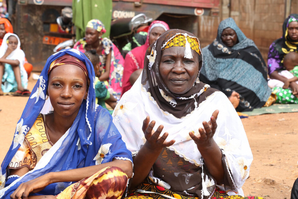 Ber for bedre tider: Muslimske kvinner i hovedstaden Bangui under feiringen av Id. Den sentralafrikanske republikk har i mange år vært preget av etniske spenninger, politisk uro og væpnet konflikt. Landet havner i år helt på bunnen av UNDPs indeks for menneskelig utvikling.