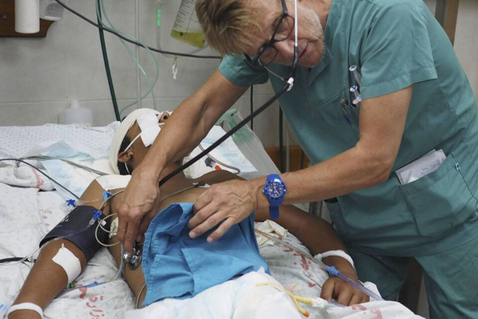 Mads Gilbert har skrevet tre bøker om katastrofemedisin, blant annet en lærebok i livreddende akuttmedisin ved krigs- og mineskader - og har gjentatte ganger jobbet i Midtøsten, som her ved Shifa-sykehuset i Gaza sommeren 2014. Foto: Privat