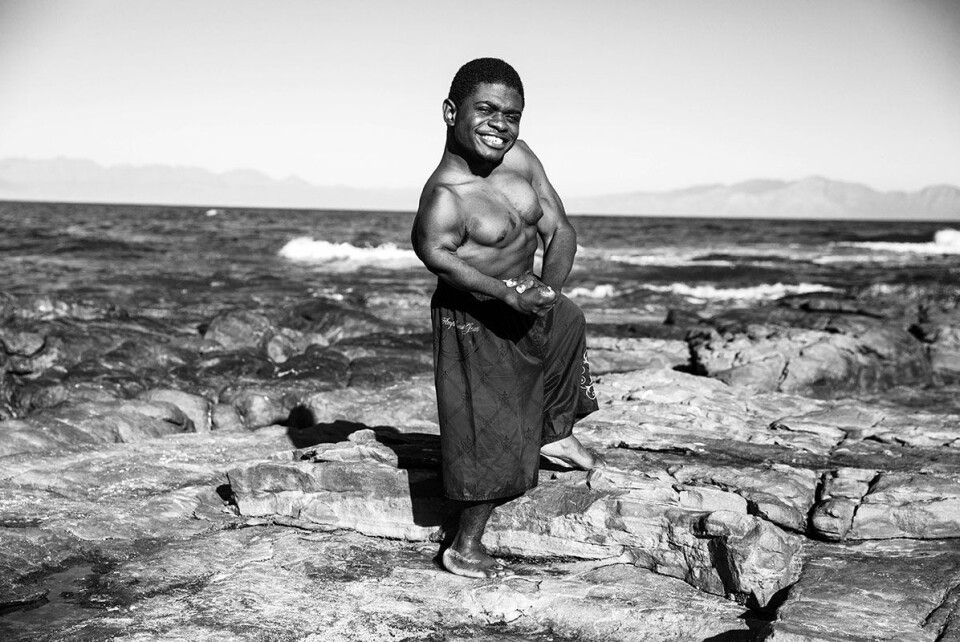 Caleb Mutombo (23) i Kalk Bay, Cape Town.