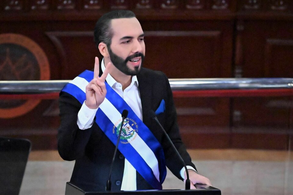 Nayib Bukeles er vei til å sikre seg diktatorisk makt i El Salvador. Foto: NTB