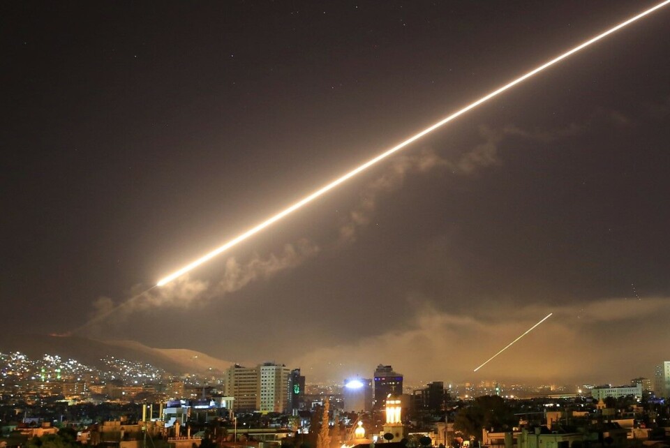 Antiluftraketter lyser opp Syrias hovedstad Damaskus under det vestlige angrepet på mål i Syria 14. april i år. Angrepet fra USA og andre land kom som en reaksjon på påstått bruk av kjemiske våpen mot sivile i Douma.