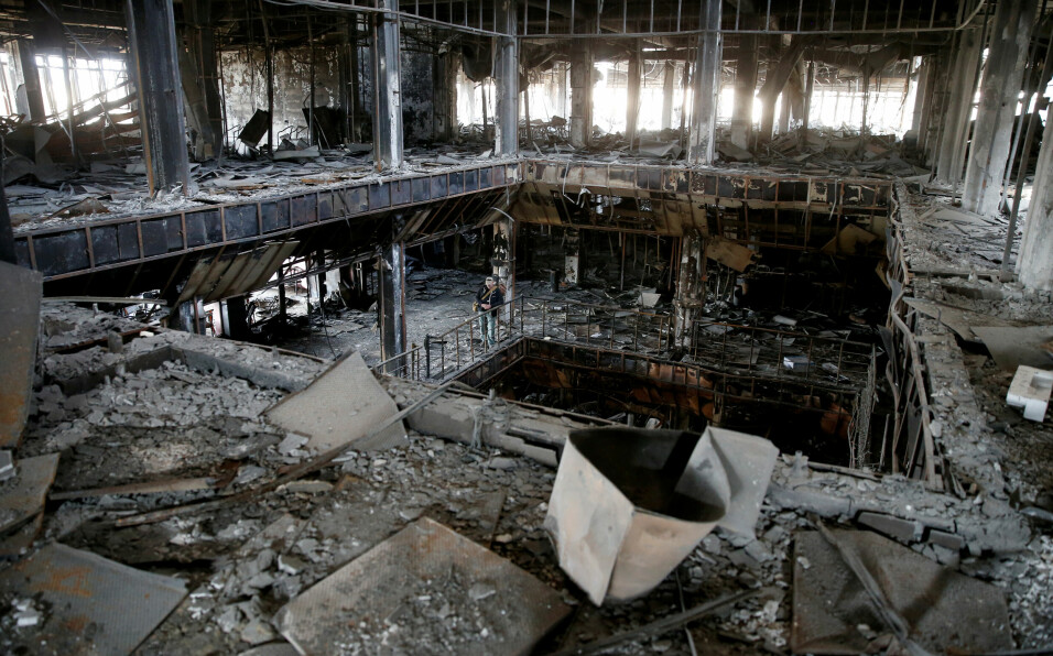 Store deler av Mosuls største bibliotek ble ødelagt i kampene mot IS i 2017. Nå er det pusset opp og dørene åpne igjen.