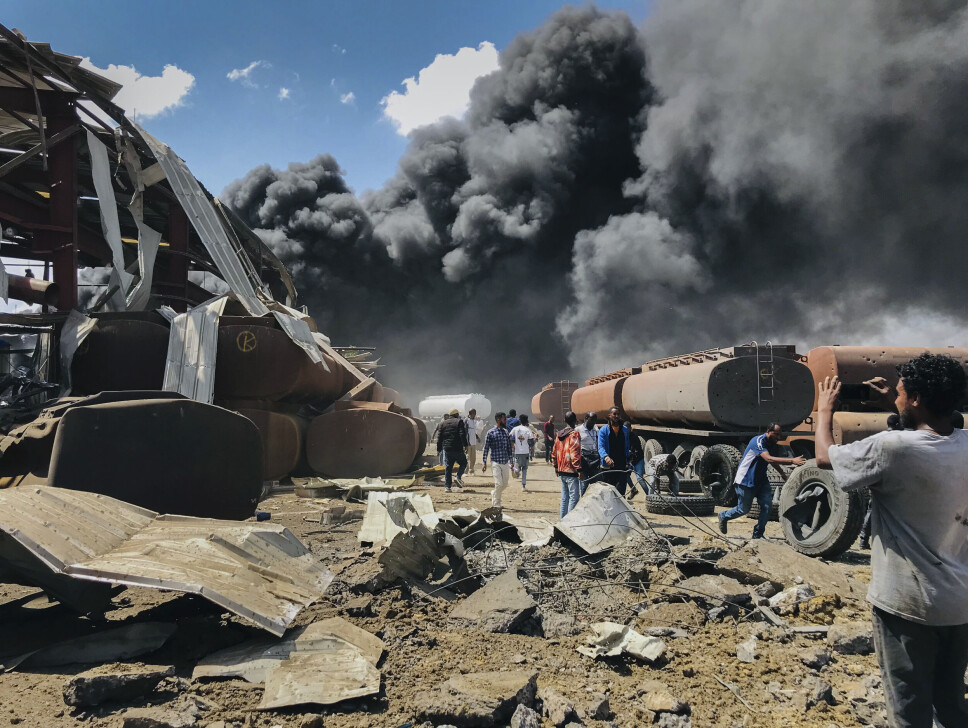 Anklagene om brudd på menneskerettighetene under krigen i Etiopias Tigray-region skal granskes, har FN besluttet. Dette bildet er fra et etiopisk flyangrep mot regionens hovedstad Mekele i oktober.