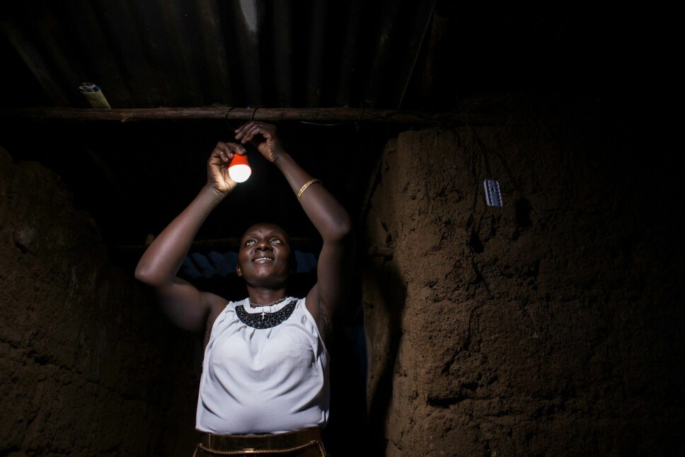 Hundretusenvis av husholdninger i Kenya har de siste årene fått tilgang til strøm gjennom løsninger med solceller og batterier.