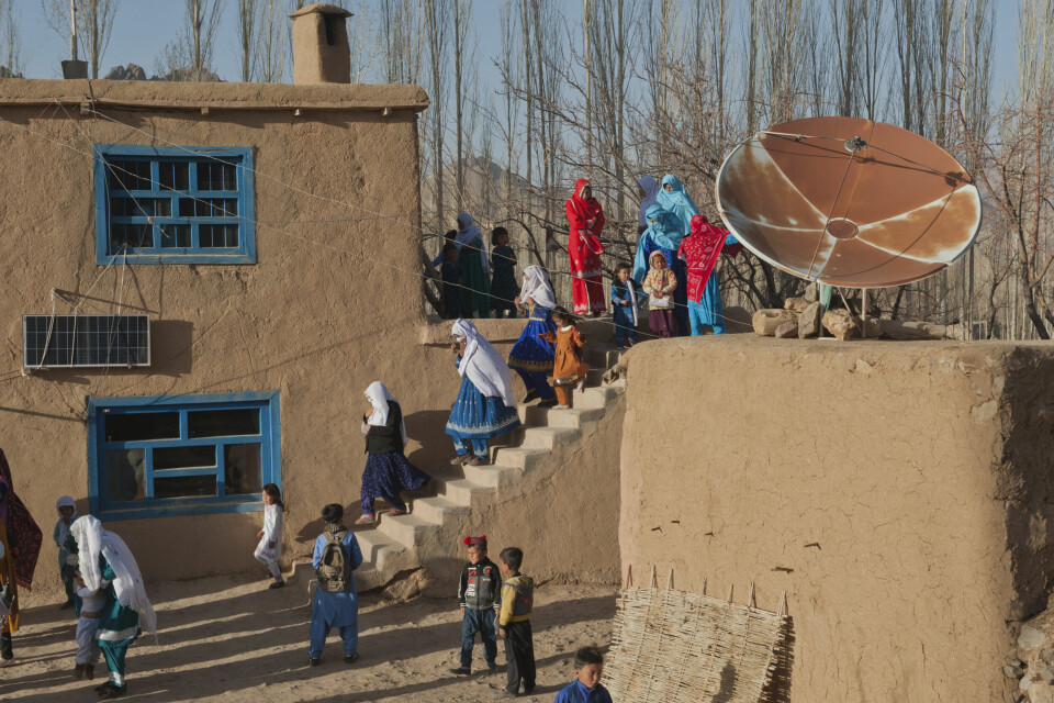 I distriktene Malistan og Jaghori i Ghazni er folk bekymret både over Talibans strenge regler for jenters utdanning og for hvordan hazarene, den etniske gruppen de aller fleste i disse distriktene tilhører, vil bli behandlet under det nye regimet. Bildet er fra landsbyen Mawa Pashi i Malistan.