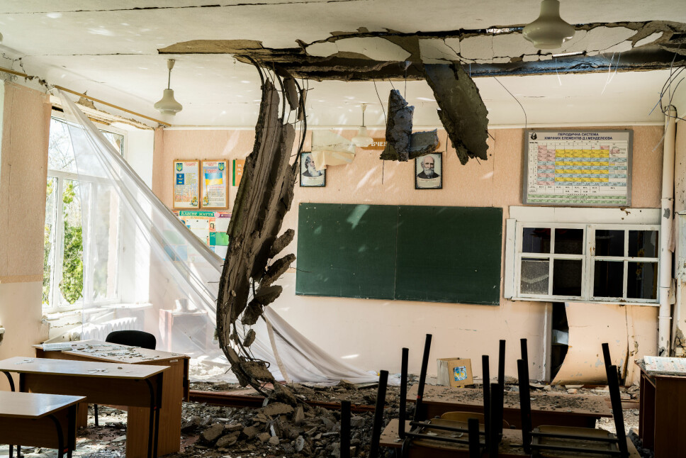 En fersk rapport viser at angrep på skoler og utdanningsinstitusjoner har økt betydelig de to siste årene. Antall angrep er ytterligere intensivert som følge av krigen i Ukraina, hvor over tusen skoler og universitetet er blitt skadet siden 24. februar i år. Bildet er fra landsbyen Luch i Ukraina, 6. mai i år.