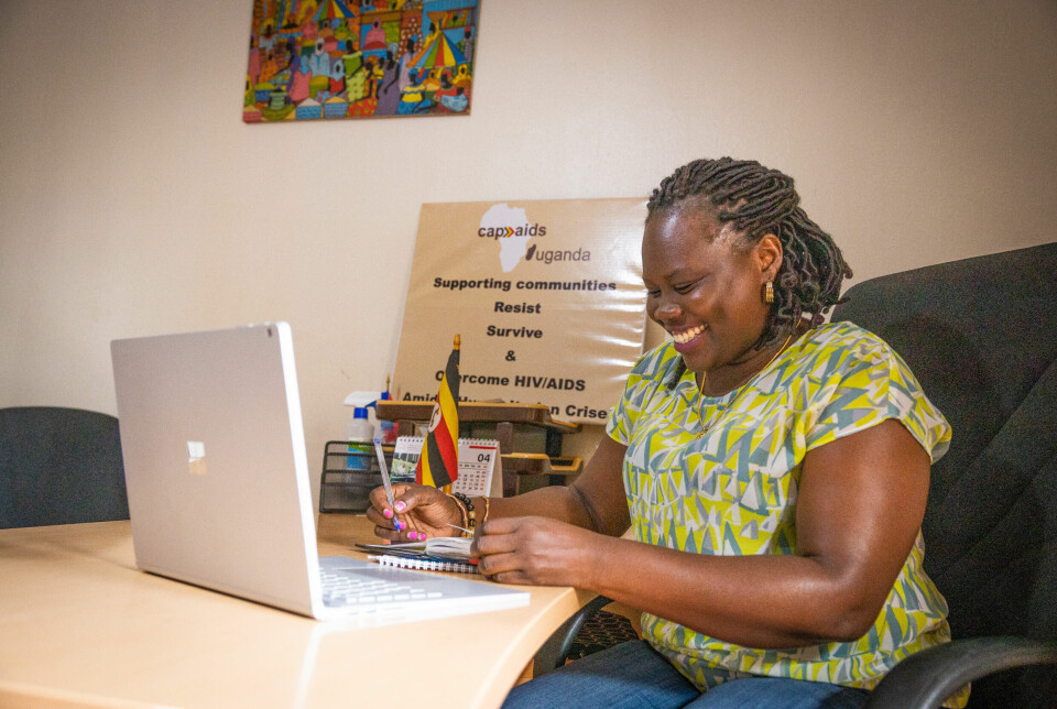 Lokale og nasjonale aktører må i større grad inkluderes i beslutningsprosesser. Det vil gi mer effektiv bistand og tjene målgruppene man ønsker å nå, sier Naomi Ayot. Hun fronter arbeidet i Uganda med å gi lokale organisasjoner større innflytelse.