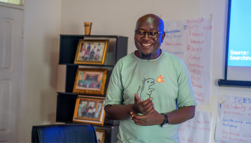 Gift Numeri fra Malawi jobber i Network for Youth Development, Spires søsterorganisasjon. Han håper Norge ikke kutter i bistandsbudsjettet. Malawi er i en kritisk tilstand, på lik linje med så mange andre land i det globale Sør. Å ta penger fra bistandsbudsjettet i en tid som dette vil bare forverre situasjonen, mener han. Gift Numeri fra Malawi jobber i Network for Youth Development, Spires søsterorganisasjon. Han håper Norge ikke kutter i bistandsbudsjettet. Malawi er i en kritisk tilstand, på lik linje med så mange andre land i det globale Sør. Å ta penger fra bistandsbudsjettet i en tid som dette vil bare forverre situasjonen, mener han.