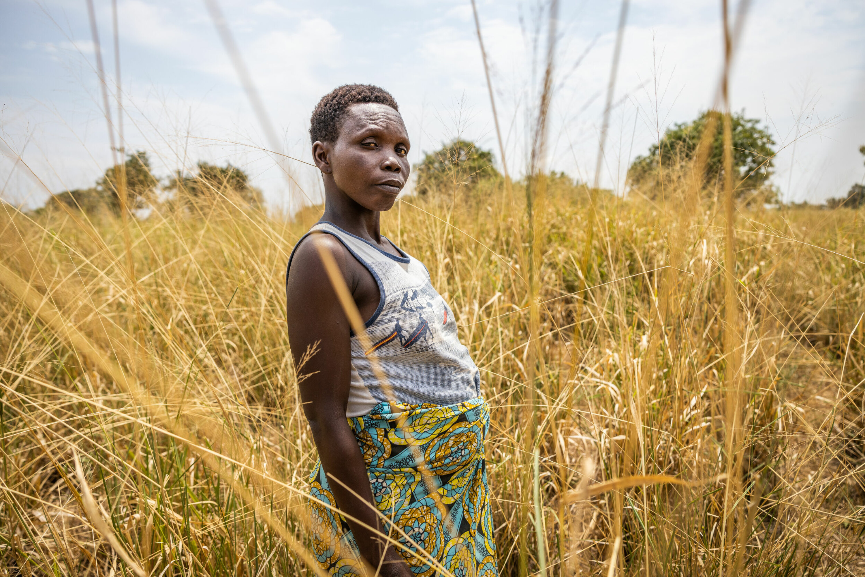 Syvbarnsmoren Doreen Abineno (37) er blant hundrevis som er berørt av Ugandas oljeaktiviteter. Hun måtte forlate landområdet som familien hatt i generasjoner for å gi plass til utbyggingen av en stor rørledning som skal gå mellom Uganda og Tanzania.
