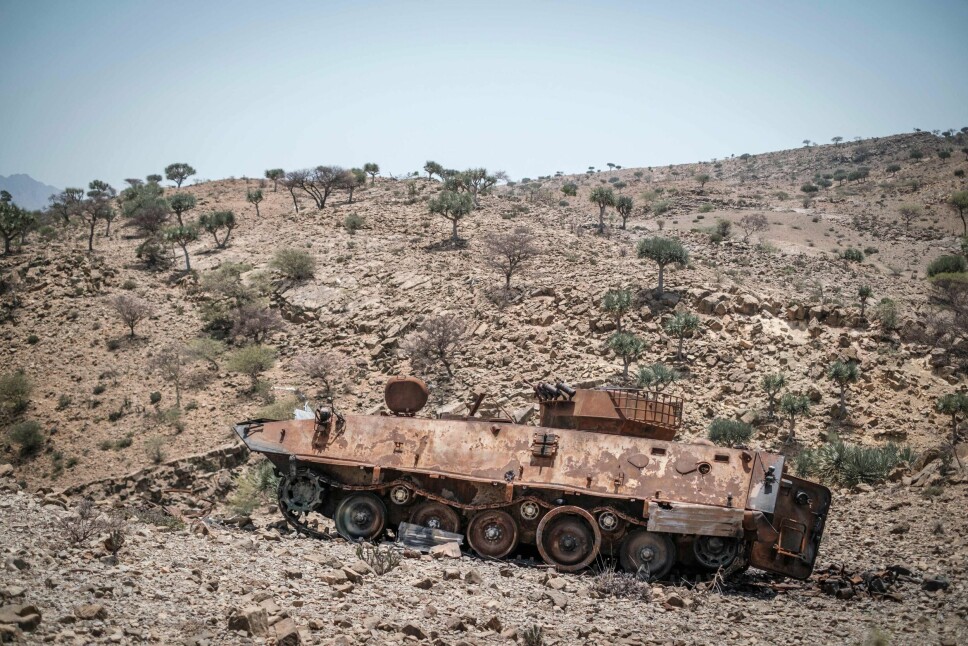 En ødelagt tanks nær landsbyen Erebti, 400 kilometer fra byen Semera i Etiopia. Bildet er tatt i juni 2022.