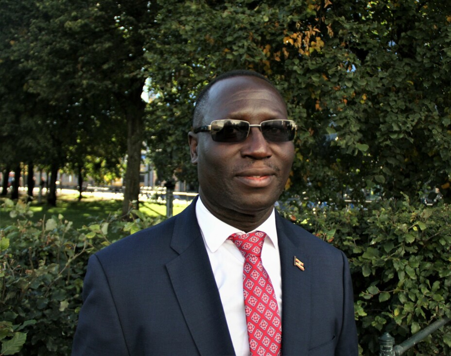 Aggrey David Kibenge, øverste administrative leder i Ugandas Kvinne-, arbeid-, og sosialdepartement.