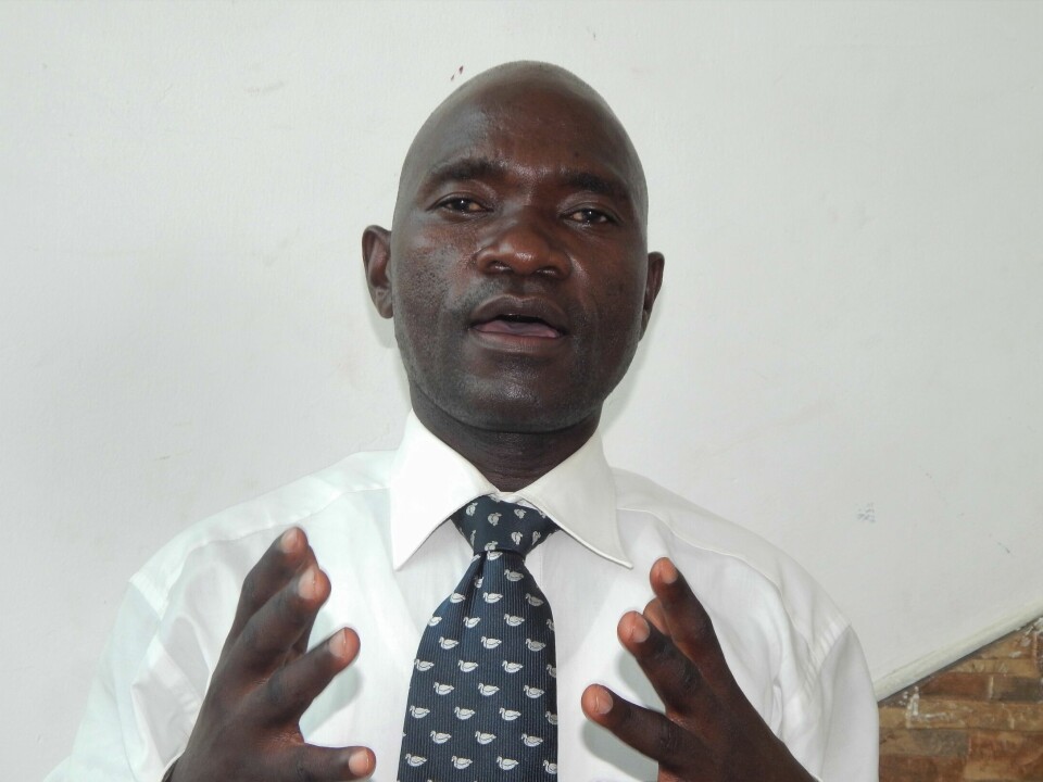 Yusuf Mlandula er informasjonsmedarbeider i utdanningsdepartementet. Foto: Peter Mgongo