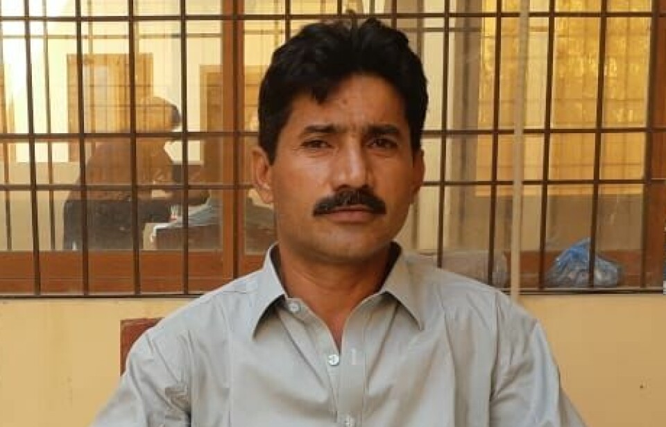 Manzoor Araein fra Dadu-distriktet i Sindh venter fortsatt på erstatning for huset han mistet i flommen.