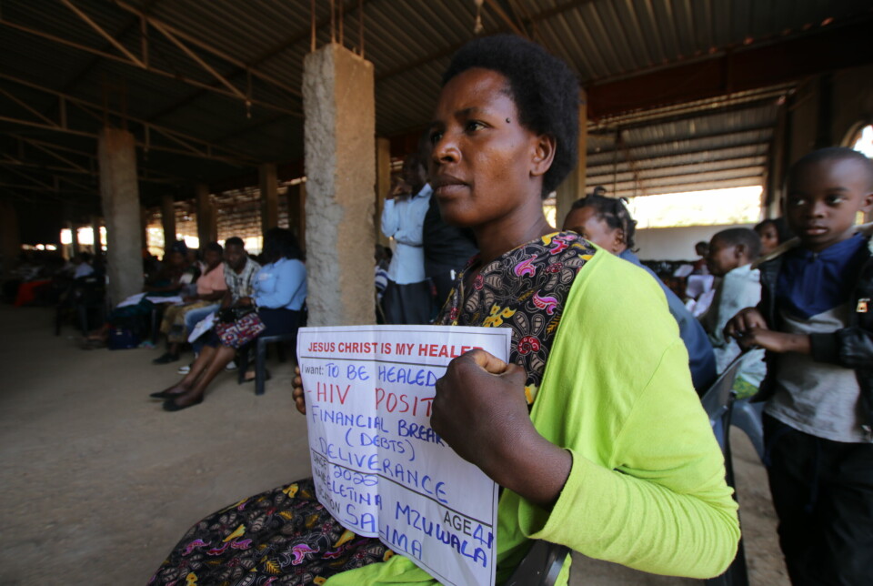 Hiv-positive Eletina Mzuwala vil ikke ha medisinsk behandling. – Jeg stoler på Gud og profeten, sier hun.