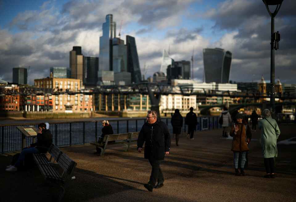 Finansdistriktet i London, City of London, som er i bakgrunnen, lokker til seg penger fra både selskaper og individer som vil unngå skatt. Foto: Henry Nicholls / Reuters / NTB