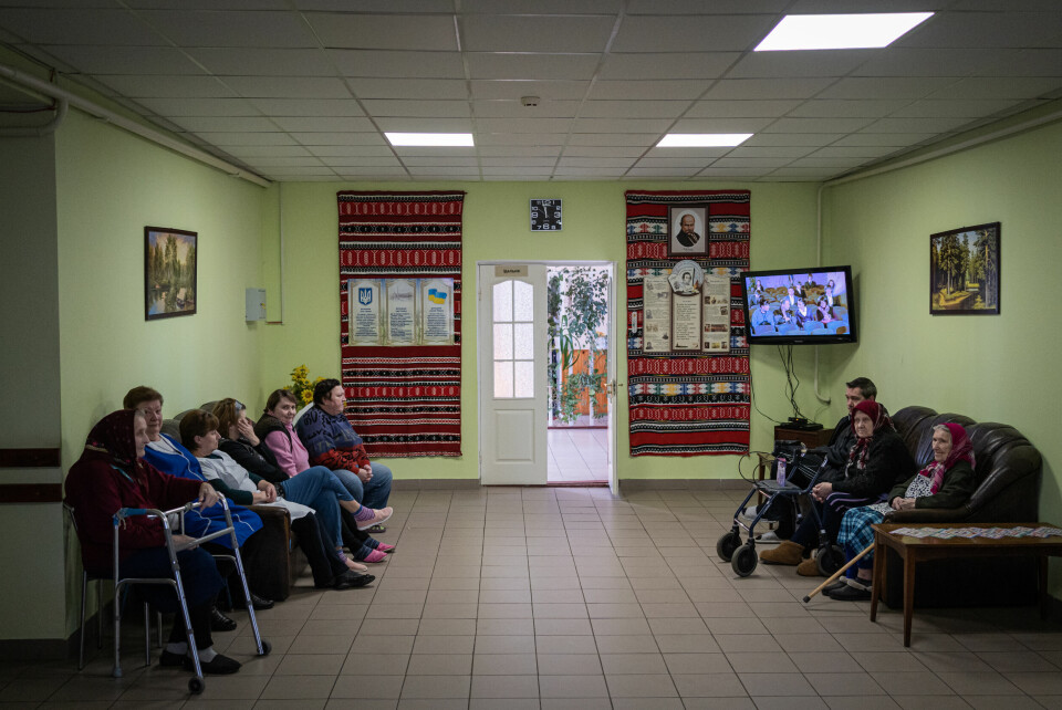 Til sammen 29 personer bor på et av aldershjemmene som Yulia' Grannies besøker jevnlig.