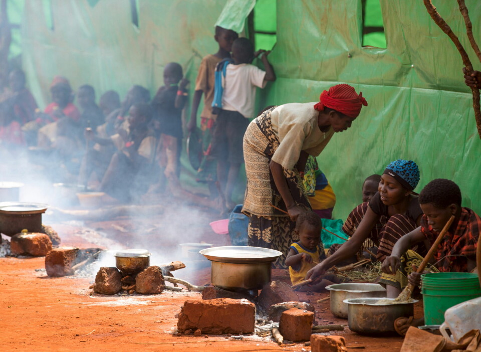 Burundiske flyktninger i Nyarugusu-leiren i 2015. Mellom april og oktober
2015 kom det 85 000 flyktninger fra Burundi til den tanzanianske leiren på grunn av den politiske krisen som brøt ut i Burundi.