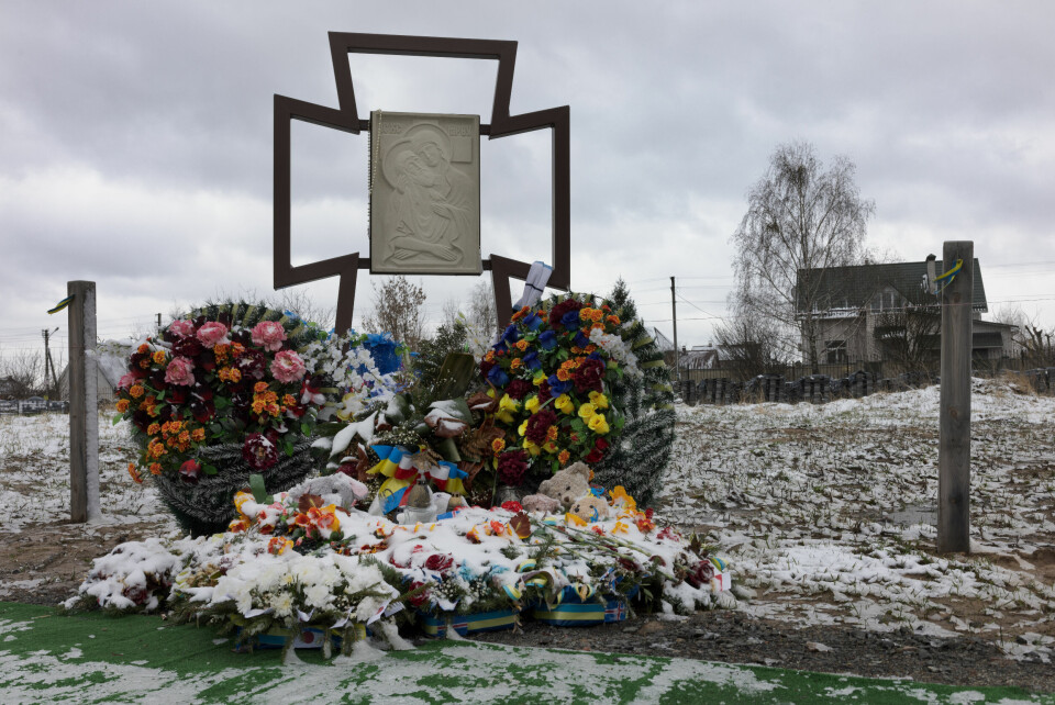29.03.2023 Bucha, Kyiv Oblast, Ukraina. Bilde: Minnesmerke etter massegraven nær St.Andreas-katedralen. Foto: Nora Savosnick