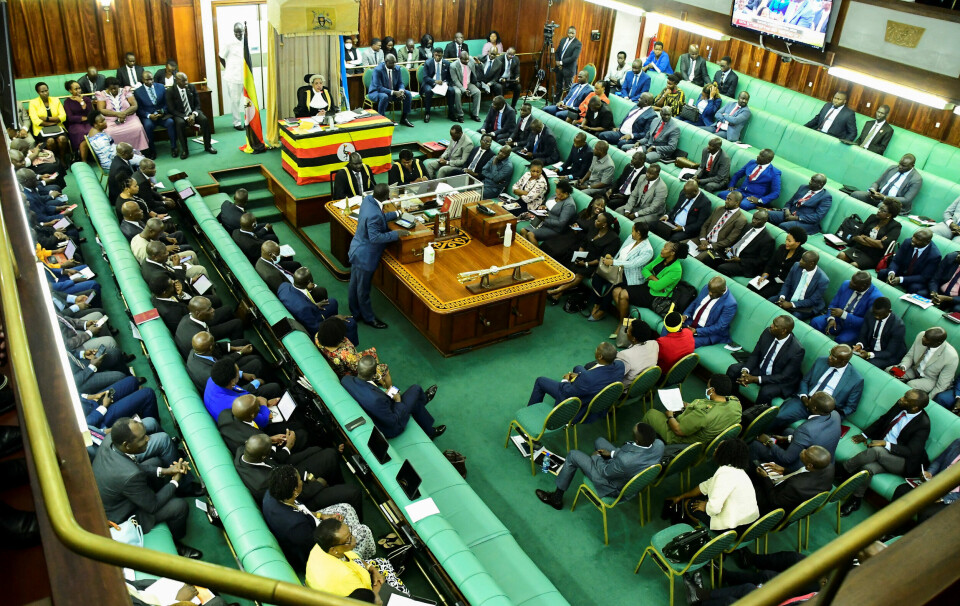 «En person som begår forbrytelser av grov homofili, skal ved domfellelse lide døden», heter det blant annet i lovforslaget alle bortsett fra to av de 389 folkevalgte stemte for i parlamentet i Kampala 21. mars i år.