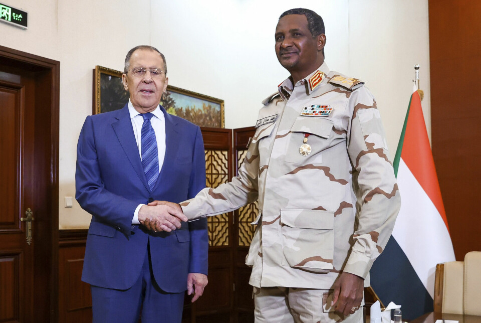 Samme dag som Russland invaderte Ukraina besøkte nestlederen i det sudanske militærrådet Mohamed Hamdan Dagalo Moskva. Forbindelsene mellom de to landene og lederne ble ytterligere styrket 9. februar i år da Russlands utenriksminister besøkte Dagalo i Sudans hovedstad Khartoum.