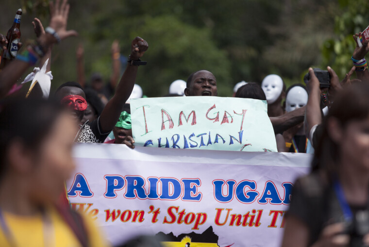 Pride-feiring i den ugandiske byen Entebbe 9. august 2014, like etter at landets grunnlovsdomstol annullerte en liknende antihomolov, som den som nå er godkjent i Uganda.