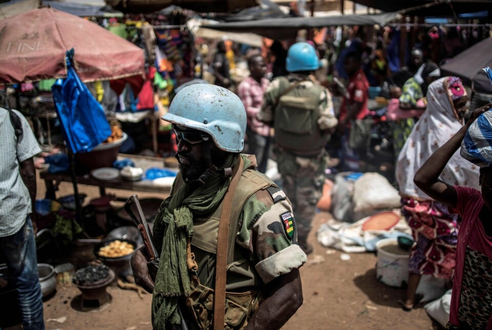 FN-styrkene i Mali er allerede i ferd med å bli trukket ut av landet. Mange spør hvem som nå skal beskytte sivile og vokte hjelpeleveranser.