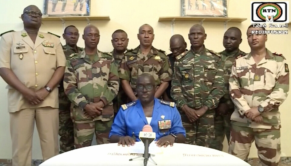Soldater som kaller seg «Nasjonalrådet for beskyttelse av hjemlandet» sier at de har avsatt Nigers president Mohamed Bazoum.