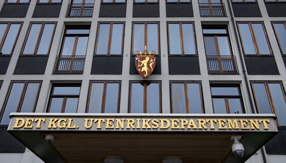 UD og KLD krever 41,6 millioner kroner i erstatning av revisorfirmaet PwC. Kravet kommer i kjølvannet av Rhipto-saken.