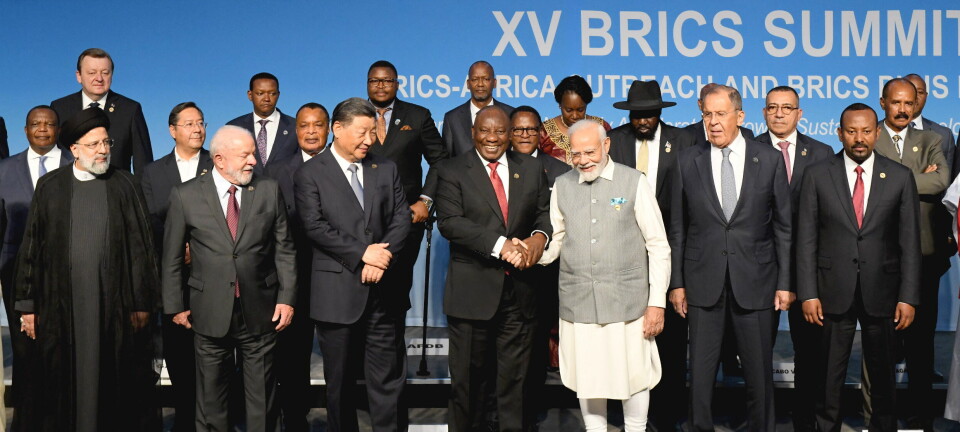 Under toppmøtet som fant sted i Johannesburg i slutten av august, ønsket BRICS-lederne seks nye land velkommen som medlemmer fra januar 2024: Iran, Argentina, Egypt, Etiopia, Saudi-Arabia og De forente arabiske emirater.