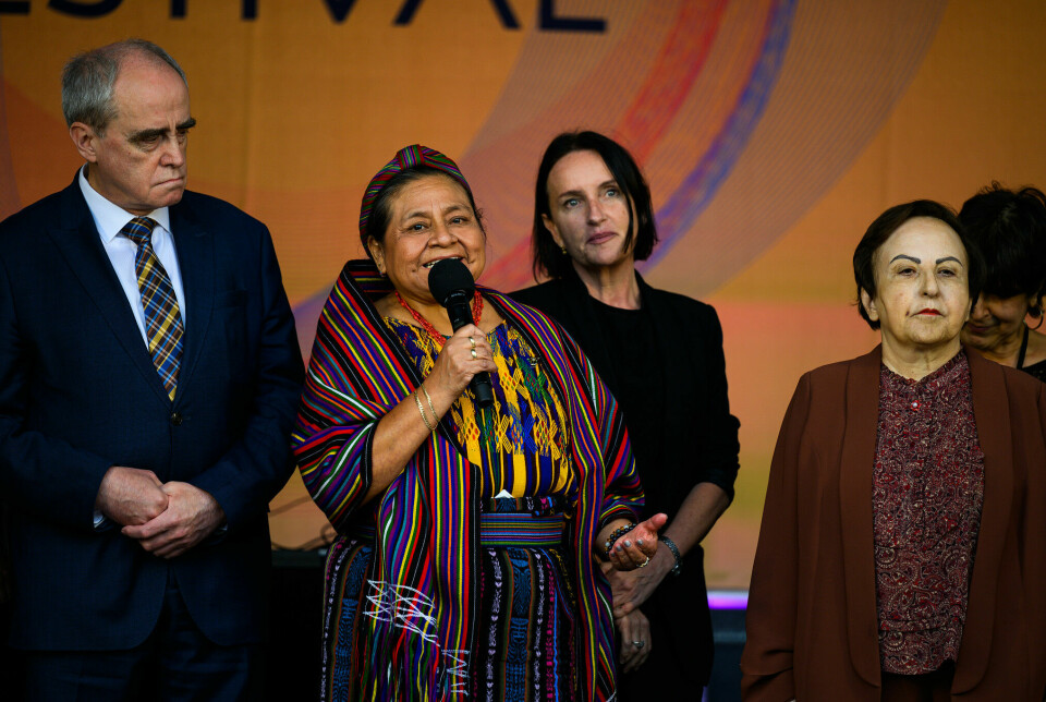 Flere tidligere fredsprisvinnere besøkte Oslo i forbindelse med Human Rights Heroes-konferansen i regi av Nobels Fredssenter torsdag 31. august. Tre av dem foran i bildet: Yan Rachinsky (t.v.), Rigoberta Menchú Tum og Shirin Ebadi.