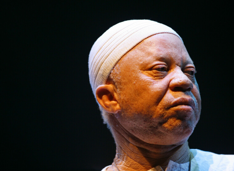 Salif Keita fra Mali opptrådte i Cosmopolite i Oslo 1. september. Her under jazz-festivalen i København i 2006.