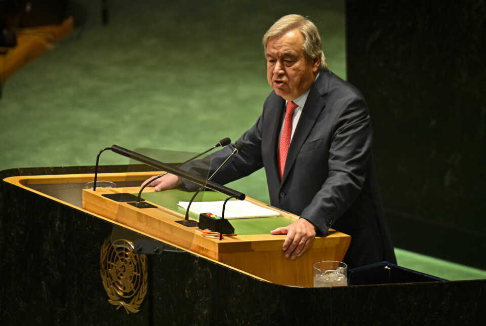– Framtida er ikke fastlåst. Det er opp til ledere som dere å skrive den, sa FN-sjef António Guterres onsdag.