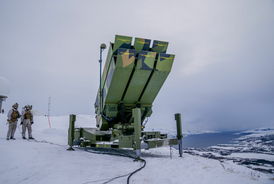 Det mobile modulbaserte bakke-til-luft luftvernsystemet Nasams på en fjelltopp ved Evenes flystasjon i mars i år.