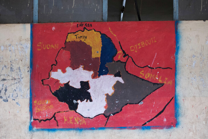 Kartet over Etiopia malt på veggen til en skole i Tigrays hovedstad Mekele. Skolen fungerer nå som en flyktningleir for internt fordrevne mennesker.