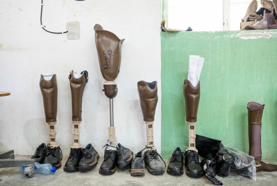 Proteser står klare på et rehabiliteringssenter i Mekel for soldater som ble skadet under krigen.