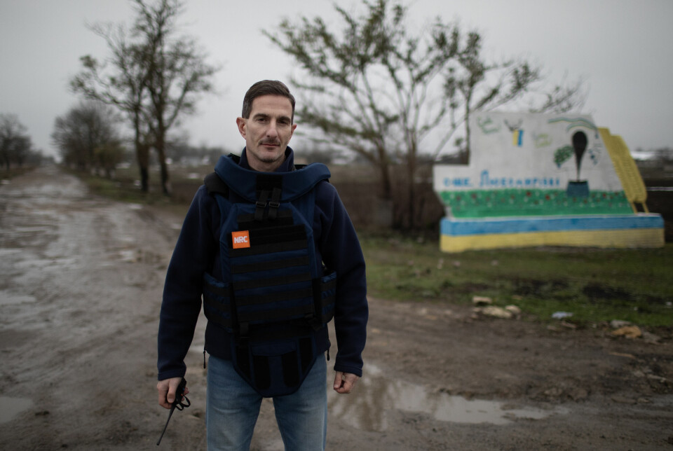 Støtte til sårbare husholdninger og reparasjoner av krigsskadde boliger er hovedfokus for georgiske Dimitri Zviadadze som er Flyktninghjelpens områdesjef for Sør-Ukraina. Dette er ett organisasjonens fire områdekontorer i landet.